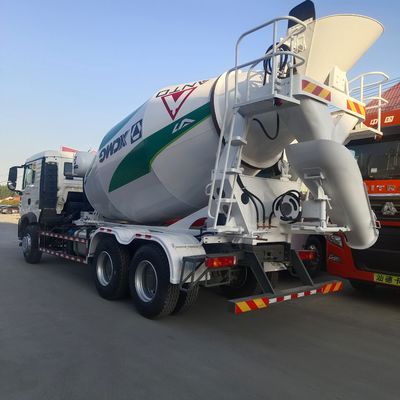 Caixa de carga de aço carbono Caminhão de mistura de concreto com direção hidráulica para uma operação suave