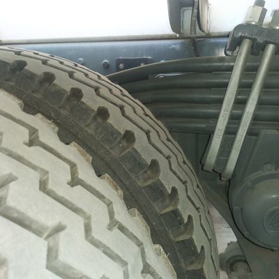 Caminhão para mistura de concreto Sinotruk com sistema de direção hidráulica