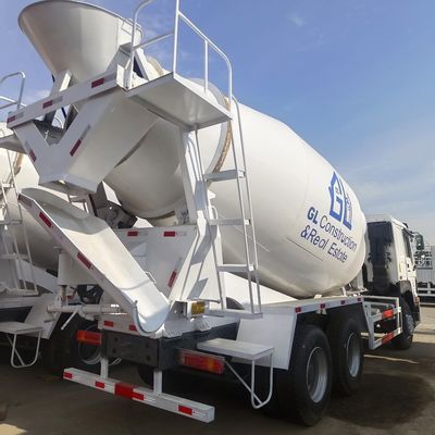 Caminhão de mistura de concreto Sinotruk para construção pesada em 10245x2496x3450m Tamanho