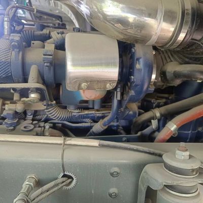 Política de reembolso de 30 dias Usado Steyr camião de mistura de cimento com transmissão manual