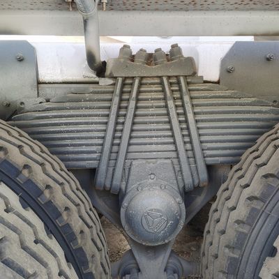 Tipo de transmissão manual Caminhão de mistura de cimento Sinotruk para necessidades de construção pesada