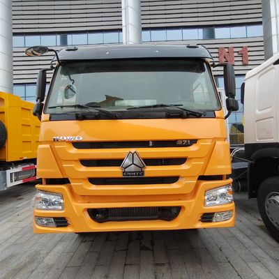 Caminhão de descarga hidráulico 6x4 com chassi Sinotruk e potência de 371 HP