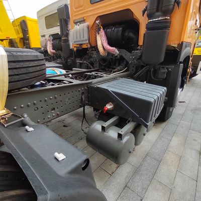 Transporte de minério de tipo de descarga de estilo de elevação frontal com potência de 371 HP e alta capacidade