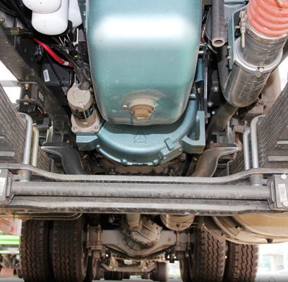 Chassi Sinotruk personalizado Direção hidráulica Caminhão de mistura de concreto pesado com pneus