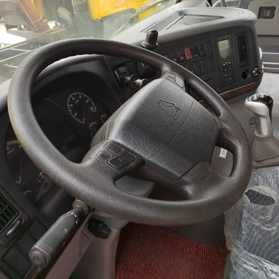 Sinotruk Chassis Heavy-Duty Construction Hauler com depósito hidráulico e capacidade de 40 t