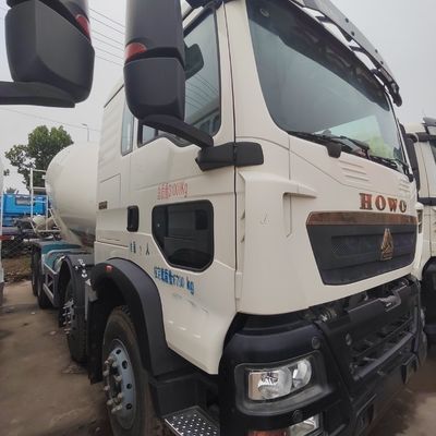 Sinotruck HOWO 6X4 8X4 Misturador de cimento usado Desconto 5% com material de caixa de carga de aço carbono