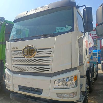 Caminhão de mistura de concreto usado de baixa quilometragem com caixa de carga de aço carbono e cabine de ar condicionado