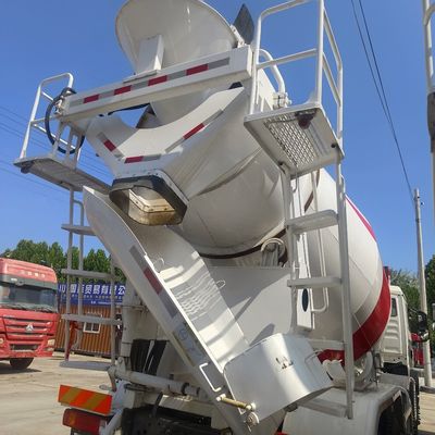 Caminhão de mistura de cimento pesado de 300-400 cv para aplicações industriais