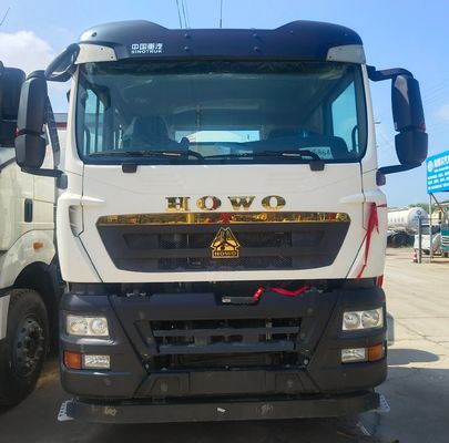 Caminhão de mistura de tanques Haowo usado Caminhão de mistura de betão Trator para aplicações pesadas