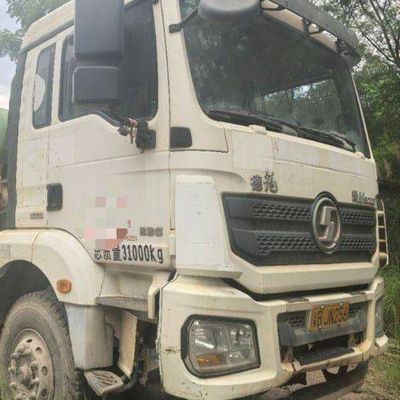 Combustível- 6x4 Direção hidráulica Sinotruk 2m3 Caminhão de mistura de concreto para aplicações de trabalho pesado