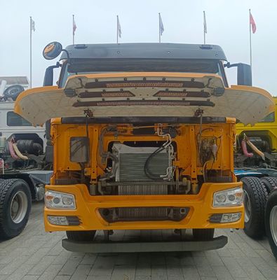 Transmissão manual 6×4 2024 Caminhão de transporte chinês HOWO usado com tanque de combustível de 1000L