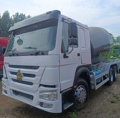 US Pagamento inicial Sinotruk 12m3 380HP Utility Concrete Mixer Truck para construção