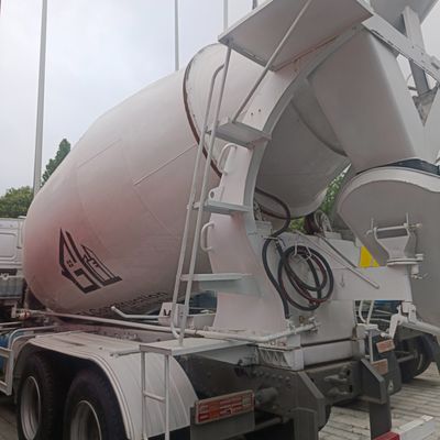 Chassi Sinotruk HOWO 12m3 Caminhão auto-mixer de concreto para equipamentos de construção pesados