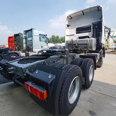 Caminhão-trator HOWO pesado certificado pela ISO para transporte industrial e equipamento de mineração