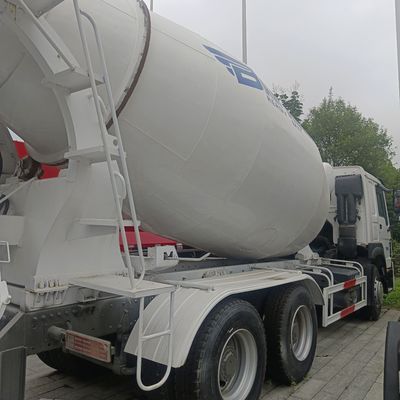 Caminhão de mistura de cimento de 12m3 com chassi Sinotruk e assistência de potência