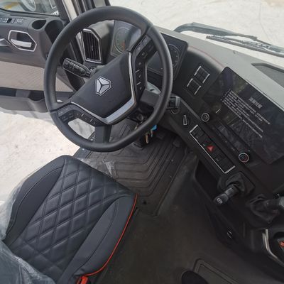 Caminhão de transporte de cargas de tanque de combustível de 400L com assento de suspensão aérea