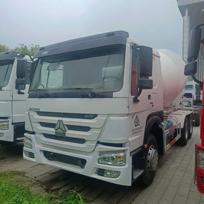 Caminhão para mistura de betão de 12 m3 da norma Euro 3 com direção hidráulica e chassi Sinotruk