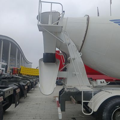 Caminhão para mistura de betão de 12 m3 da norma Euro 3 com direção hidráulica e chassi Sinotruk