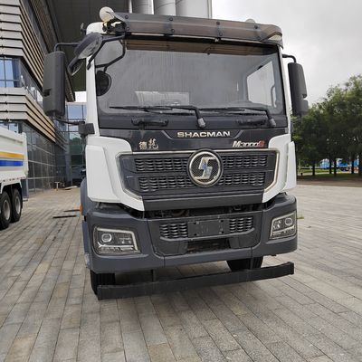 Chassi Sinotruk usado Caminhão de cimento hidráulico para misturar combustível diesel no local e mais