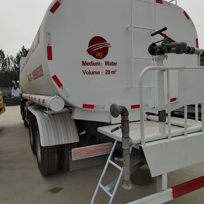 Sinotruk Chassis 20tons Usado HOWO 6X4 camião de entrega de água camião de tanque de água camião com pneus