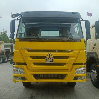Rodas de acionamento econômicas 6×4 Diesel Tractor Head HOWO6X4 Trac com eficiência aumentada