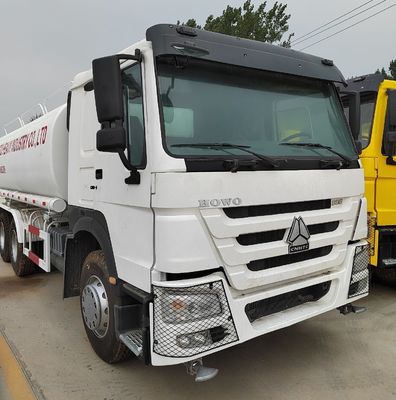 Sinotruk HOWO 6X4 15000L 2000m sup3 Caminhão de entrega de água potável