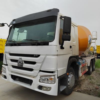 Sinotruk HOWO Caminhão de mistura de concreto pesado para veículo de transporte de minas