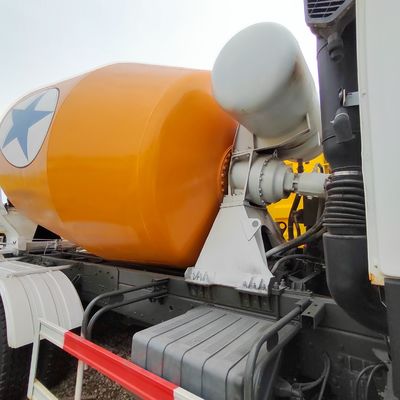 Misturador de concreto portátil de trânsito com transporte gratuito Direção hidráulica com assistência de energia
