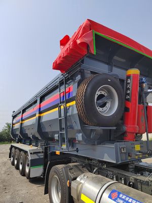 Trailers de transporte de grãos auto-desembarque de cores personalizadas 8000-9000mm Base de rodas e mais