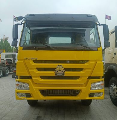 Design de pneus sem tubos Potente 2024 Sitrak Tractor Trailer com Air Suspension Driver Seat