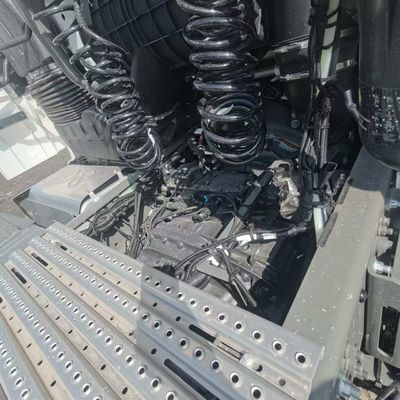 Caminhão de transporte de carga de potência Sitrak Trator com assento de suspensão aérea ZZ4257N3247E1H