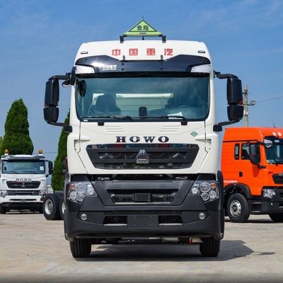 Pagamento inicial Camião de reboque HOWO de carga pesada com depósito de combustível de 400 litros e suspensão pneumática