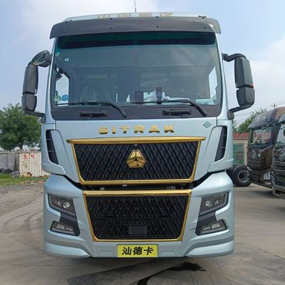 2024 Light Shandeka 6 * 4/4 * 2/6 * 2 840 630HP Truck de transporte de tração com design