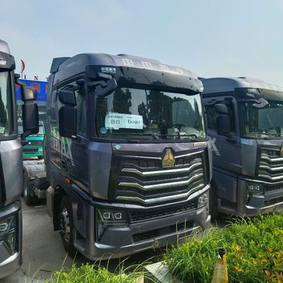 Caminhão pesado de transmissão automática Euro6 HOWO GNL Tractor Trailer Head para trabalho pesado