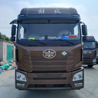 Tractor a gás Jh6 com chassi 4*2 e direção assistida