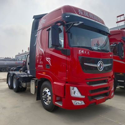 Estilo de elevação frontal 6X4 Tipo de descarga GNL Gás de tração Caminhão de transporte 580HP Trator