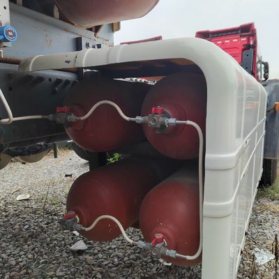 Desenho de pneus sem tubos customizado de segunda mão Sinotruck Sitrak HOWO 6X4 Trator a GNC