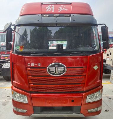 FAW Jiefang J6p Gás 6X4 Trator Camião de transporte com um pacote de peso bruto 8870.000kg