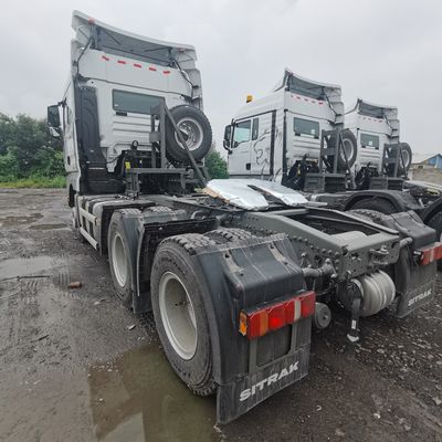 390HP Sinotruk Sitrak Trator com assento de suspensão a ar e 6 meses de serviço pós-venda