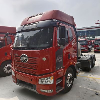 Vendas de camiões de transporte de pneus 6X4 com transmissão manual e caixa de carga de aço carbono