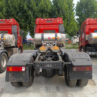 Chassi Sinotruk Estilo de elevação frontal Tipo de descarga Veículo a gás pesado para FAW Jiefang