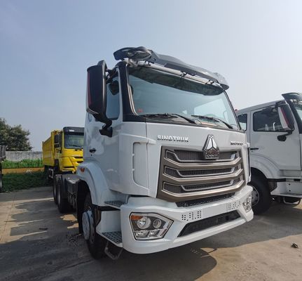 6500.000kg Pacote Peso Bruto Semi-reboque Sinotrukhowo com capacidade de combustível de 1000L