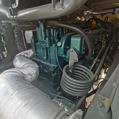 ZZ4257N3247E1H Sinotruk HOWO Tractor Trailer com tanque de combustível de 600L e combustível