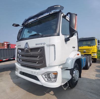 Sinotruk HOWO Auman Tractor Tanque de combustível Alta potência 351-450hp Semi-reboque de reboque