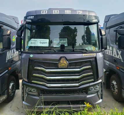 Personalização 2024 Light HOWO LNG Gas Traction Truck 6 * 4/4 * 2/6 * 2 480HP a 700HP