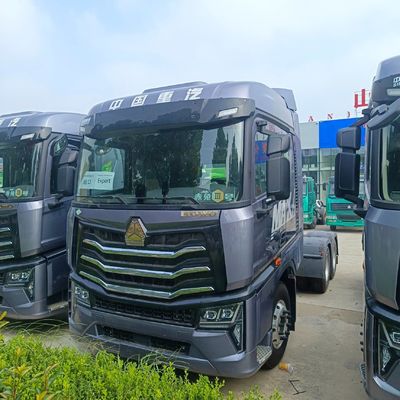 Personalização 2024 Light HOWO LNG Gas Traction Truck 6 * 4/4 * 2/6 * 2 480HP a 700HP
