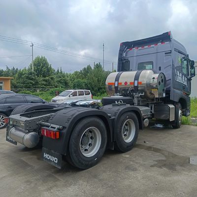 2024 Sinotruk HOWO Cabeça de tractor de GNL para transporte de longa distância Tamanho 7,81m*2,53m*3,98m