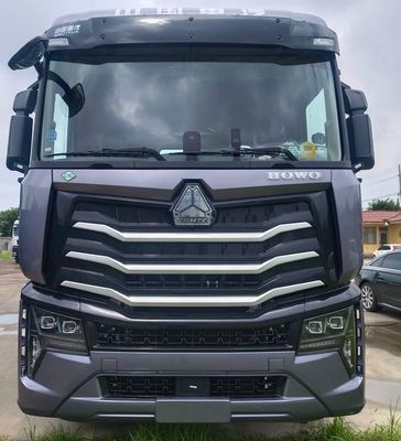 2024 Heavy Duty National HOWO 336/371/540HP 6X4/4X4 10/8 Rodas de Tração Camião Cabeça de Camião Assentos ≤5