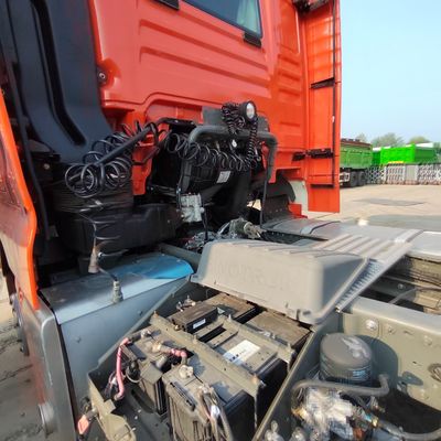 Tipo de transmissão manual Sinotruck usado HOWO 6X4 CNG Trator de caminhão para as suas necessidades