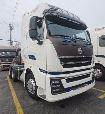Camião pesado Sinotruk 6X4 com aspiração natural A sua solução de transporte definitiva